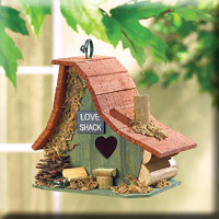 LOVE SHACK BIRDHOUSE