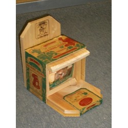 CHUCK A NUT FEEDER AND 1LB FEED