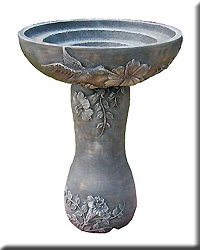 STAND ALONE HUMMINGBIRD BATH