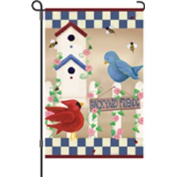 BACKYARD FRIENDS GARDEN FLAG